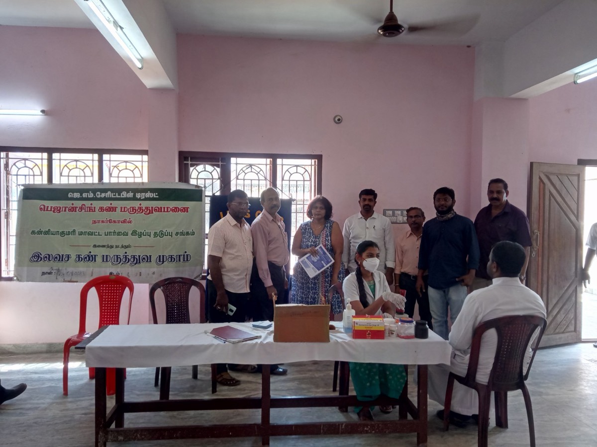 Hospital staff at a free eye camp with the Kanyakumari District Blindness Prevention Society